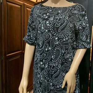 Floral Patterned Black and White Dress🌙